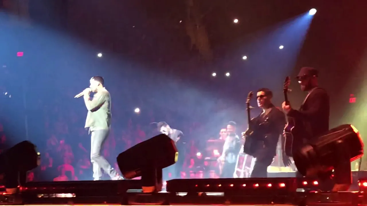 Romeo santos Necio en vivo Romeo santos Necio en vivo