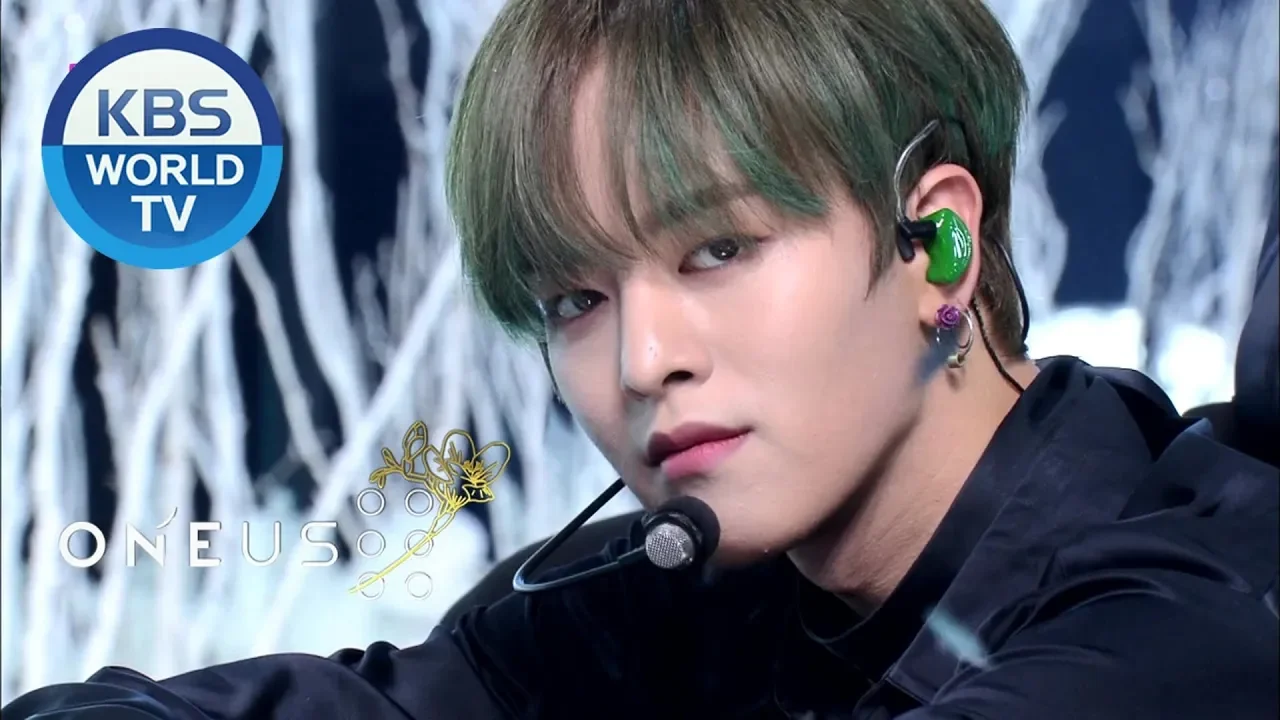 ONEUS - A Song Written Easily(쉽게 쓰여진 노래) [Music Bank / 2020.03.27]