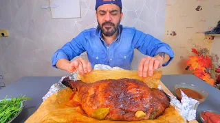 فخذ ديك رومي عملاق مدخن 12 ساعة بشواية الباربكيو موكبانغ Giant 12 Hour Smoked Turkey Leg Mukbang 