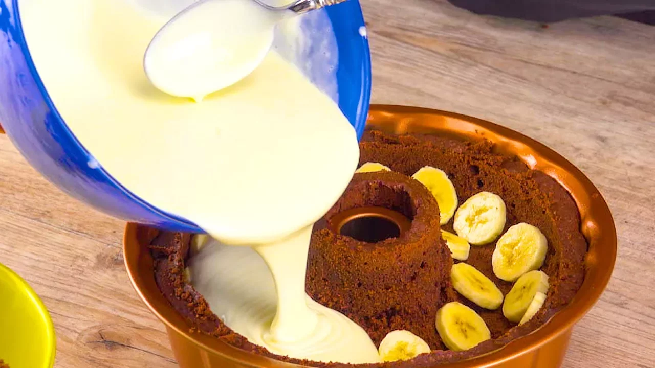 schnelles und einfaches Apfelkuchen Rezept, 5 Minuten Arbeit und 25 Minuten Backen #139. 