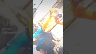 دم ب دم وعادي يعم  ح  و ده  الآم  ور       دندنها