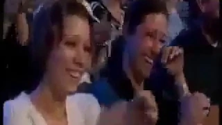 الفرق بين اللغة الصينية والعربية مضحك جداااااااااااااااااااااااا 