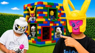 The dinosaur Yuxisaurus that stole the candy from..Kids built GIANT Lego with colorful toy blocks!