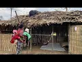 Download Lagu Husband destroys tent and chases wife back home
