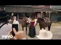 Download Lagu Ella Langley (feat. Riley Green) - you look like you love me (Official BTS Video)