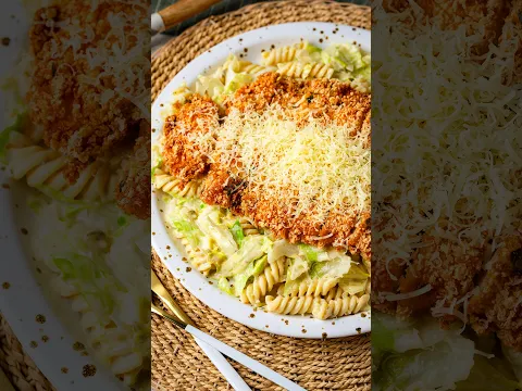 🍗🍝🥗Aradığın Her Şey Tek Tabakta! Bol Soslu, Şnitzelli, Makarnalı Doyurucu Salata 😋