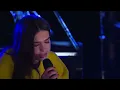 Dua Lipa covers Arctic Monkeys Do I Wanna Know? in the Radio 1 Live Lounge