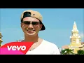 J Balvin   Sola  Video Oficial] ® 2013
