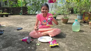 কৃতিকা Tiffin Box খাবারের প্যাকেট এর ভিতর থেকে কি কি নতুন Gift পেলো@Kritika Channel 
