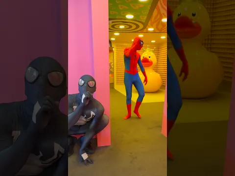 Venom is chasing Spider-Man🤣 #spiderman