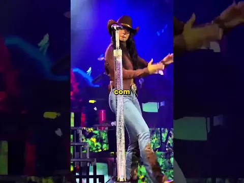 Ana Castela DEIXOU CAIR o microfone