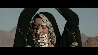 الفنان باسل جبارين   عمرك ثلاثين وصغيرة تبينين        حصريا دندنها