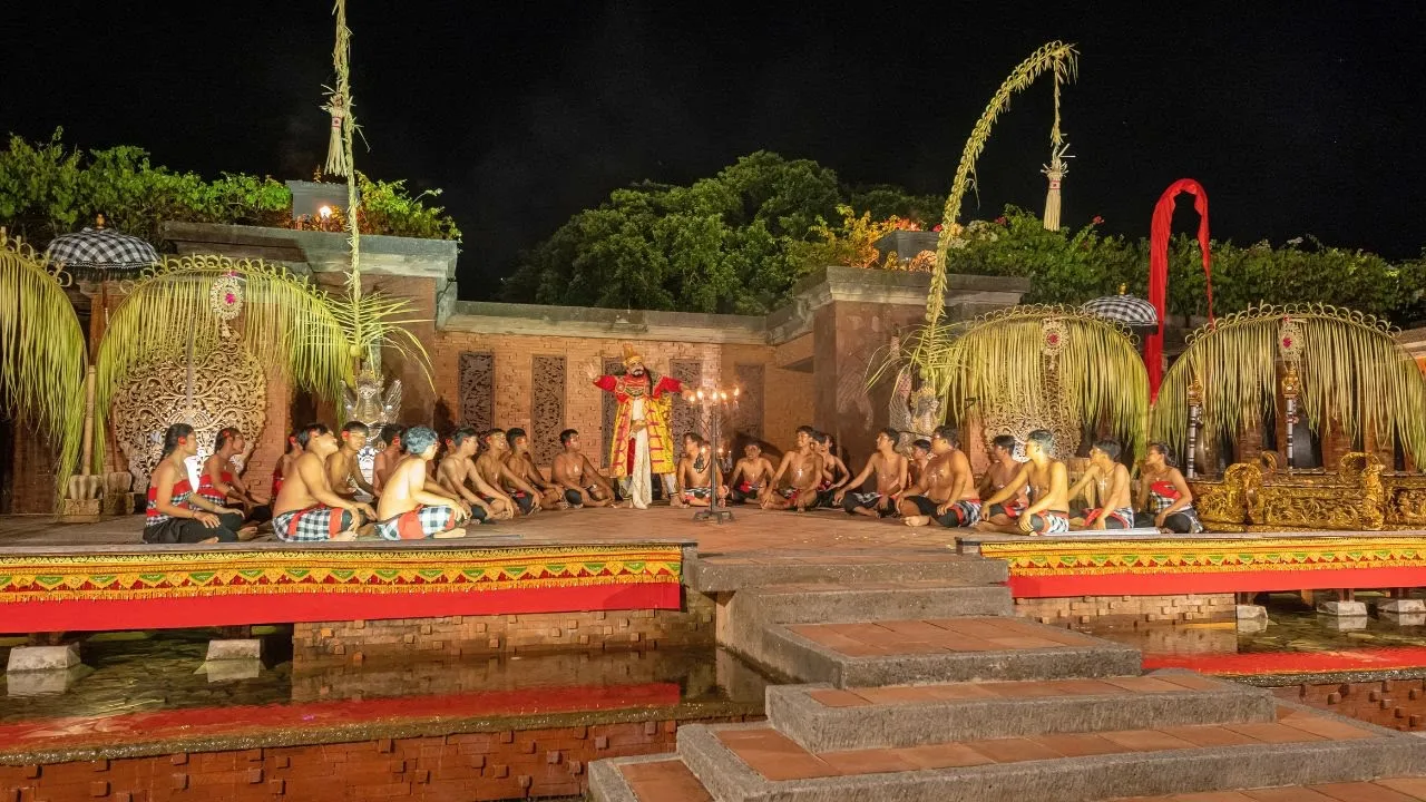 インドネシア バリ島 「カンポンバリ」伝統舞踊ディナーショー 予約 (リンバ by アヤナ バリ) by Mai Mai Web