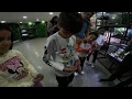 Download Lagu Jacob holds a praying mantis at Artrotheca - Moi Insectors Exoticos