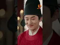 CEO time-traveled, became ancient minister expecting exile, but the Queen hears his inner thoughts!