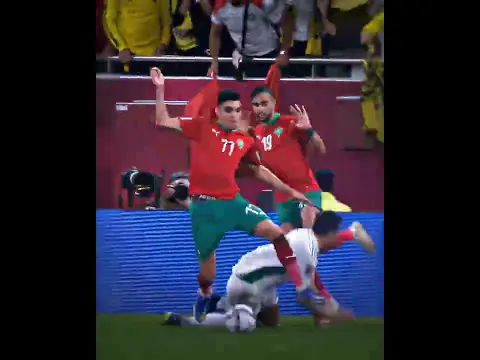 هل المنتخب الجزائري قادر على فوز المنتخب المغربي  #funny #football #hakimi #foot #كاس_العالم