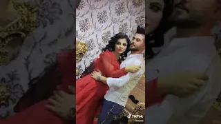 اجمل مقطع منصور زينب حفله بعد زواجهم ممكن اشتراك بقناني بل ويوتيوب وتفغيل جرس 