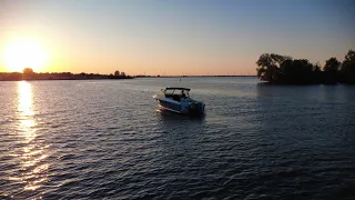 Bertram 25 Moonshadow