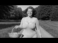 Photos Hollywood Stars Never Expected the Public to See Rare Candid Moments 1940s 1980s