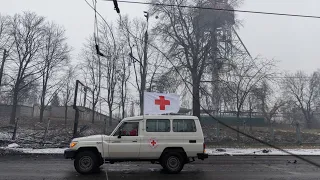 Survivors emerge from Mariupol theatre