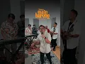 Pencipta lagu fenomenal RUMIT juga ikut nyanyi syahdu ‘Ajari Aku’. Plis welkoomm KAKUNG TRIADMOJO 😍