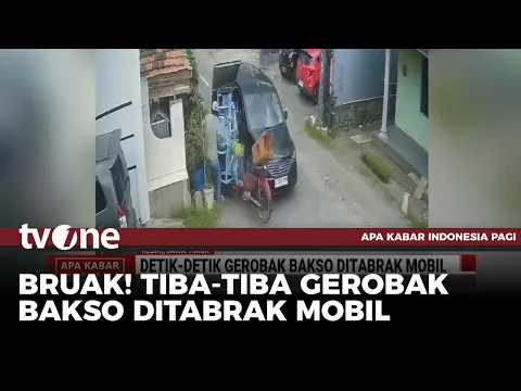 Detik Detik Mobil Tabrak Gerobak Bakso Hingga Hancur Lebur