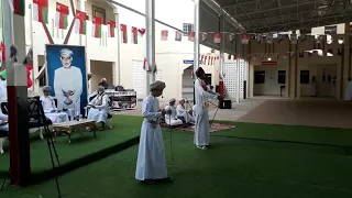 على غيم السماء العيد الوطني العماني 