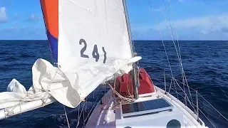 WAVE ROVER ENTERS THE ATLANTIC ON HER SOLO NONSTOP OCEAN PASSAGE /MARTINIQUE TO CANADA