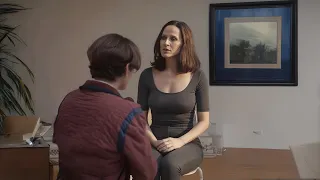 فیلم بدون سانسور این معلم 60 ساله شاگرد نوجوانشو تنها تو خونه گیر میندازه و 