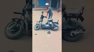 حد يعرف يخمس بالاسكوتر 