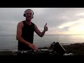 Lagu Dj Yellow - On The Move Mix