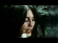 Download Lagu Emmylou Harris - (You Never Can Tell) C'est la vie - 1976