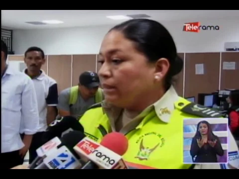 Retienen a mujer que se habría negado a pagar cuenta en restaurante