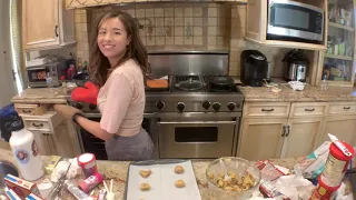 Pokimane baking a cake