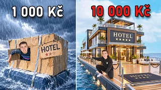 Přežili jsme noc v Nejlevnějším vs. Nejdražším Domě na Vodě!