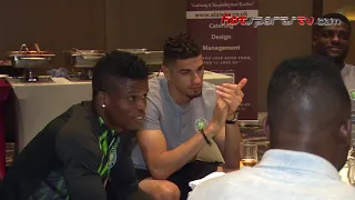 solomon dalung motivating the super eagles during dinner in london
