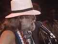 Willie Nelson - Good Hearted Woman (Live at Farm Aid 1986)