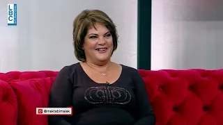 إمراة تقد م جسدها مقابل مال أنف ذ ما يطلبه مني الرجل 