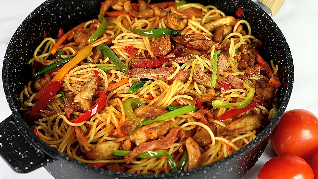 Sichuan Pork with Bean Sprouts. This is a popular Chinese stir fry, which can be made with either po. 