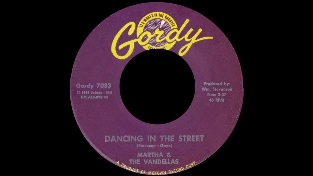 Martha & The Vandellas ~ Dancing In The Street 1964 Extended Soul Purrfection Version