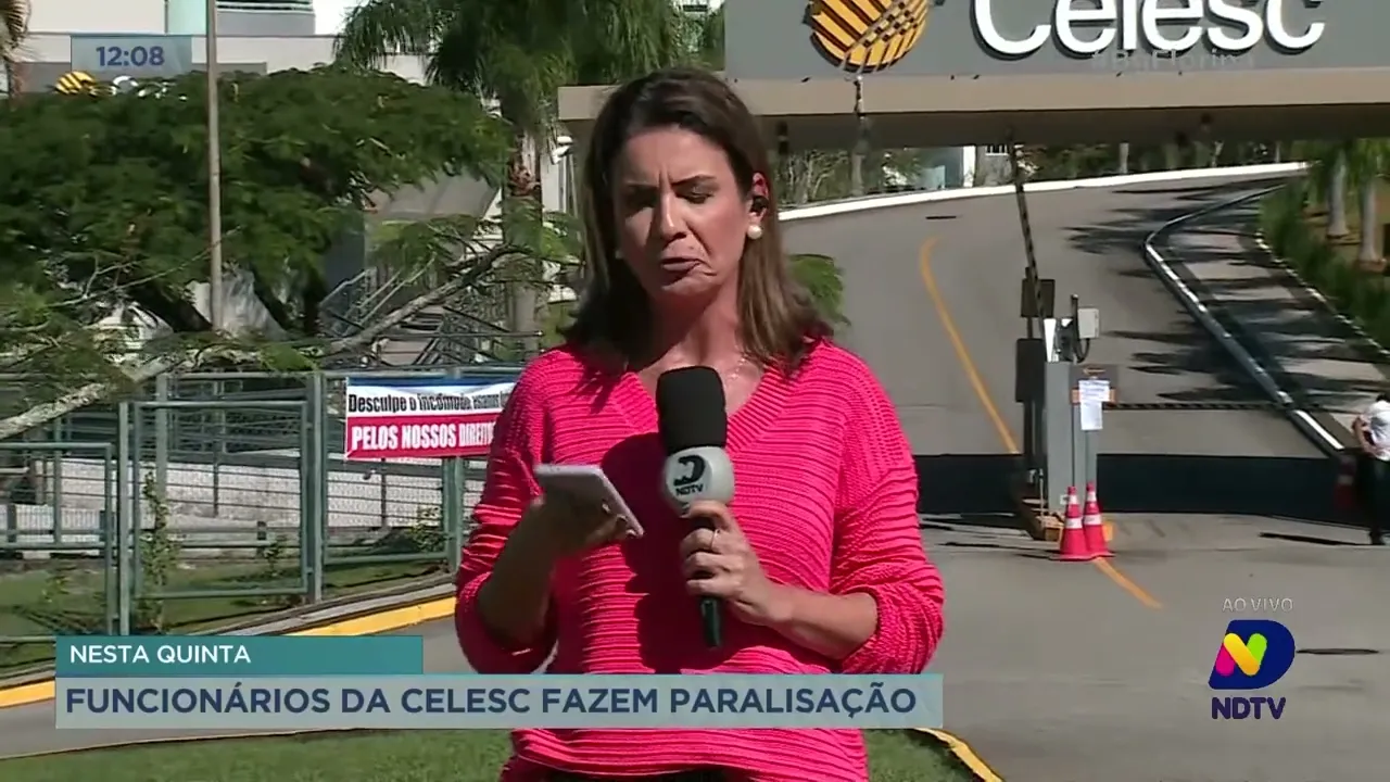 Funcionários da Celesc fazem paralisação