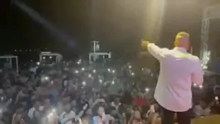 حسن شاكوش يشتم رضا البحراوي رضا جي يا ام رضا علي المسرح اشتراك في القناة وفعل الجرس يوصلك كل جديد دندنها