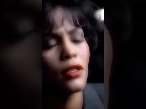 Whitney Houston - For Dolly 💔