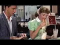 Download Lagu Tammy and The Bachelor - The Hotdog Scene (1957)