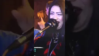 الفنانه حنين   المايجوز على مراتو اكيد منعا خايف     دندنها