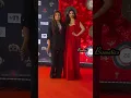 Download Lagu Salma Agha ji with daughter Zahrah Khan😍❤️ | bismatics #shorts