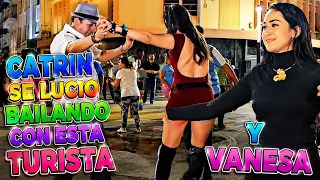 Mira La Reacción Del Catrin Al Ver A La Turista  Llegar Al Baile 😱‼️