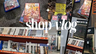 Download Shop Vlog 🛒 - A unexpected school run, diverts us to HMV for the big sale on 💽 MP3