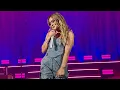 Lagu Hilary Duff: Roommates [Live Debut 4K] (London, United Kingdom - January 19, 2026)
