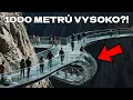 Download Lagu Tohle je most, který děsí i zkušené! Skleněná konstrukce ve výšce 1,5 kilometru…